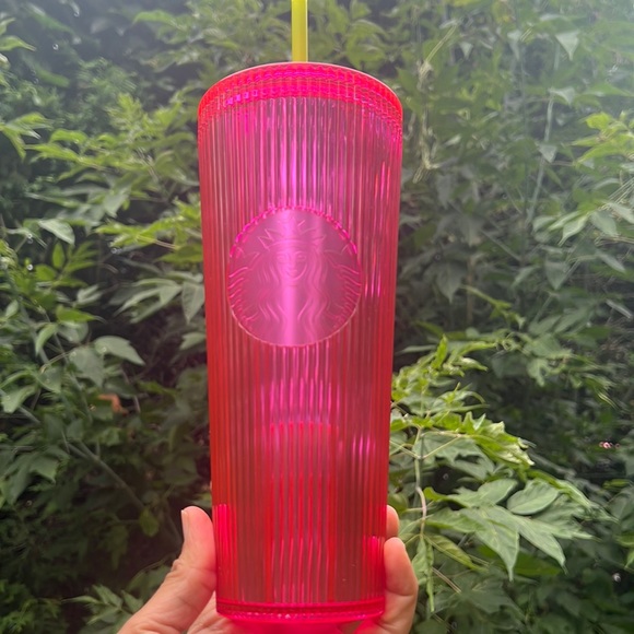 Starbucks Dragon Fruit Pink Stripe Venti Tumbler!! | SUMMER 2023 Release! - Picture 1 of 3